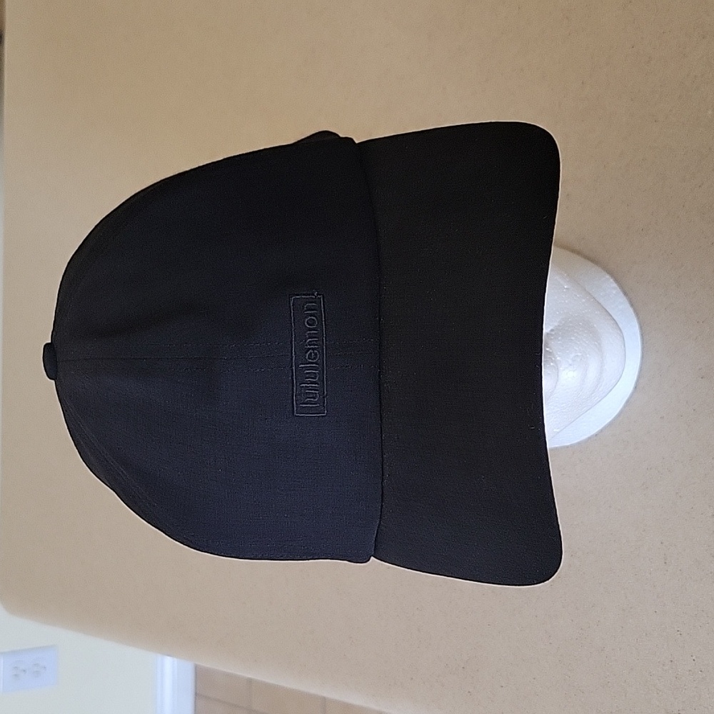 Lululemon cap